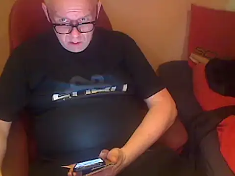 ArmySweater webcam