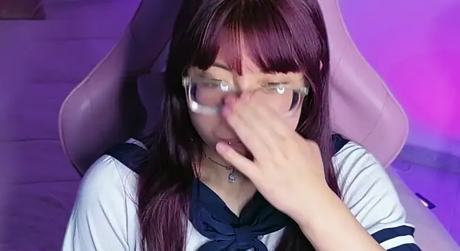 uchiiky_doll webcam