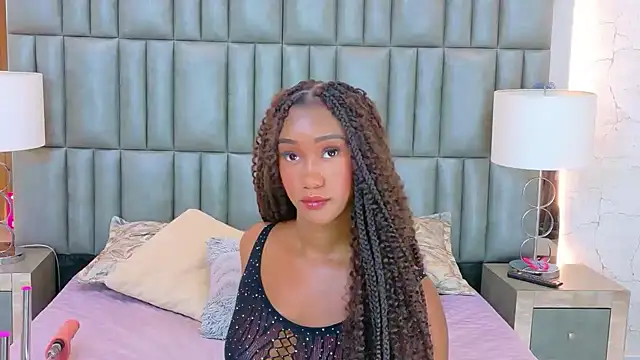 TylaWest webcam