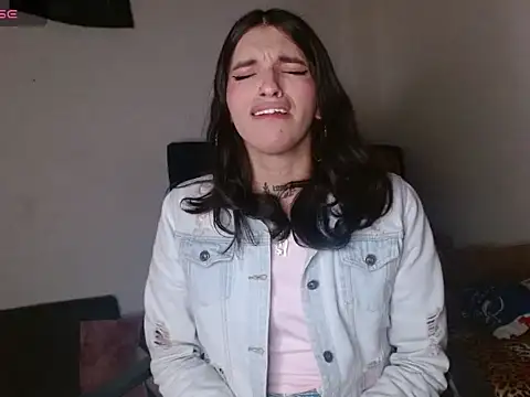 Scarlett_crastrawberry webcam