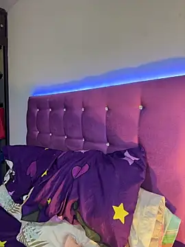 Aylin_Fox webcam
