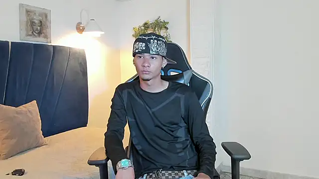 kenix_cum23 webcam