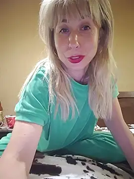 SelinaLovqx webcam
