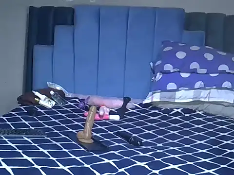 melanin_moon webcam