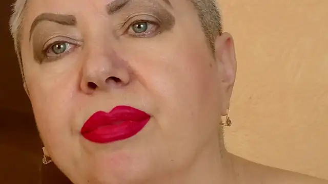 LadyPosh webcam