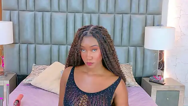 TylaWest webcam
