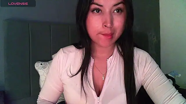 Sweet-Angie webcam