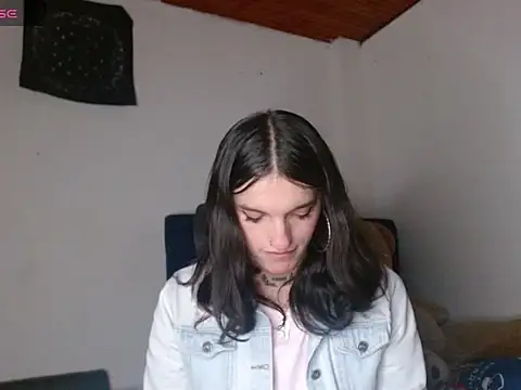 Scarlett_crastrawberry webcam