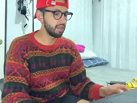 thomass1018 webcam