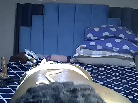melanin_moon webcam