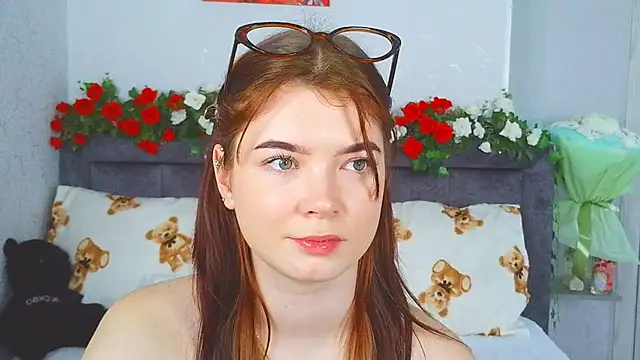 MelissaMay__ webcam
