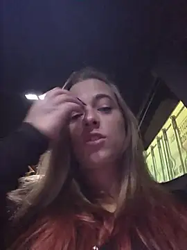 Luna_Lynn webcam