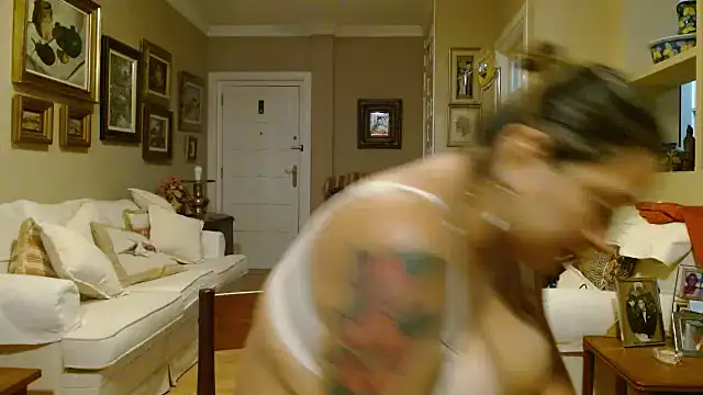 claudia webcam