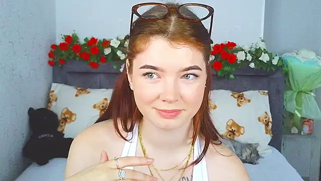 MelissaMay__ webcam