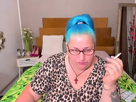 Sugarmommy_69X webcam