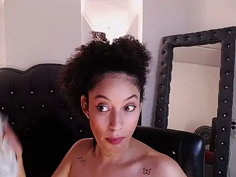 Scarleth_Victoria webcam