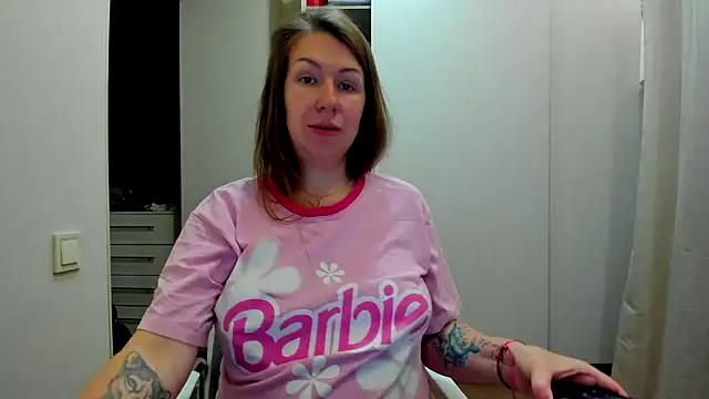 PregnantEva webcam