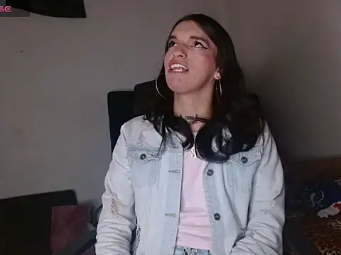 Scarlett_crastrawberry