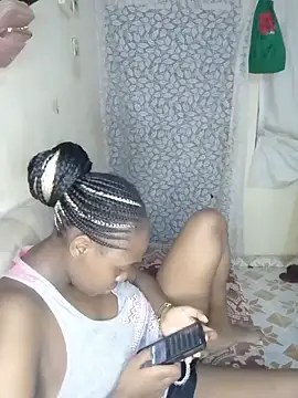 Boobsqueen06 webcam