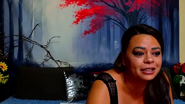 ElizabethEven webcam