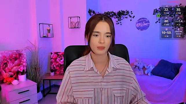 liana_kisses webcam