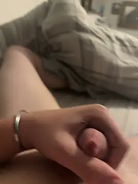 sacyman69 (M twink) - Dm pussy ratings