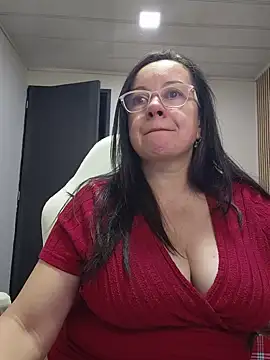 Sonialorens_ live cam on StripChat