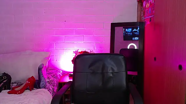 Amy66 webcam