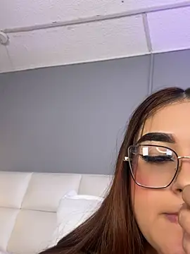 Anasha21 webcam