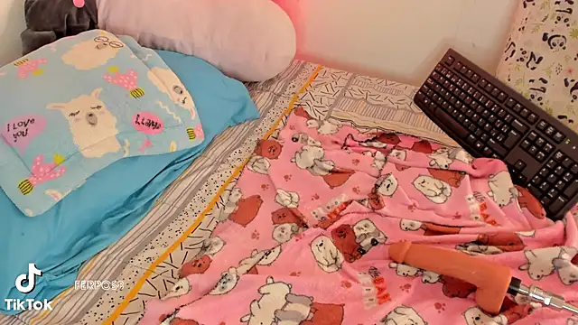 princessluna_19 webcam