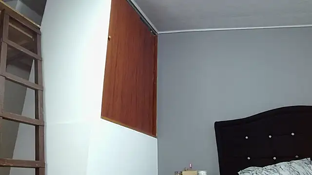 Emilia_1995 webcam