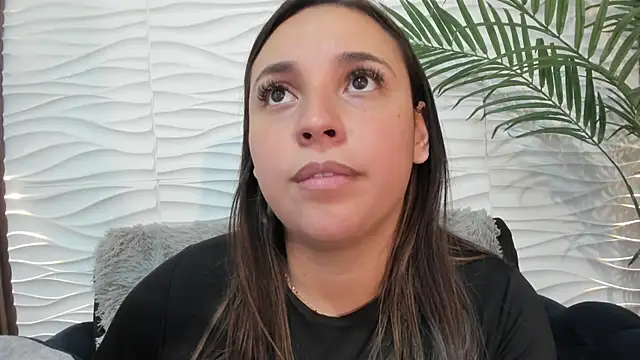 LizzRouse webcam