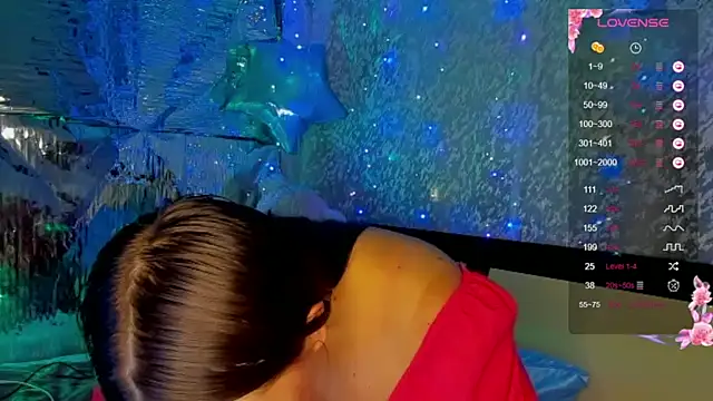 Josephine_Kiss webcam
