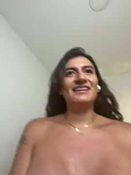 ari_artis webcam