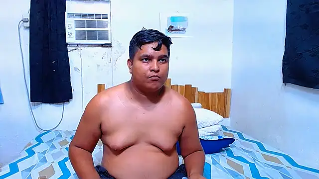 lucasandSofi webcam