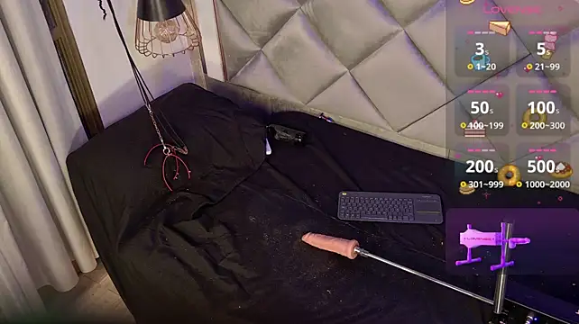 crystal_gilton webcam