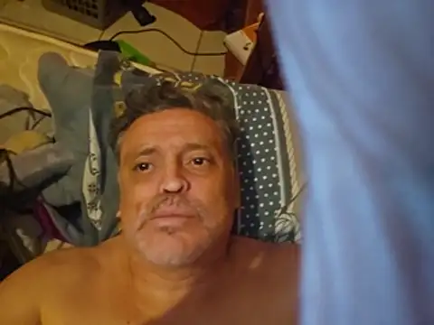 PilotingMuchness webcam