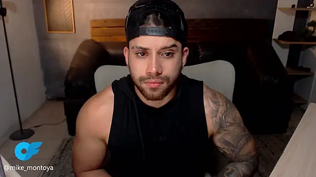 Mike_montoya01 webcam