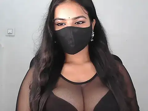 Notty_Trisha webcam