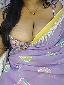 Curvy_Pooja webcam