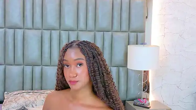 TylaWest webcam