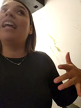 LizzRouse webcam