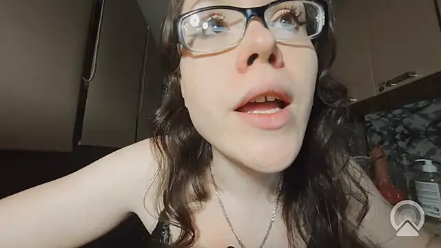 RachelSav webcam
