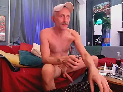 your-new-hoT-uncle webcam