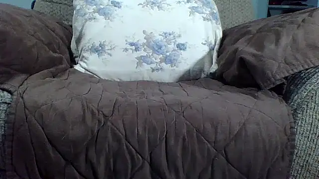 Jbsklxz67 webcam