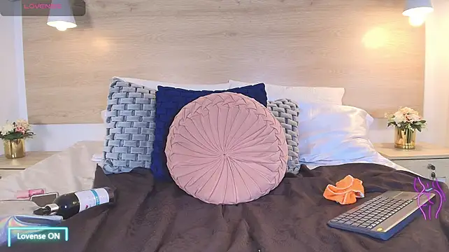 Modèle: Hanna_Evaanss