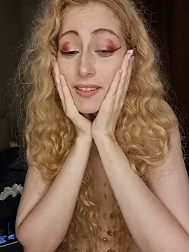 Kiki-wren live sex cam