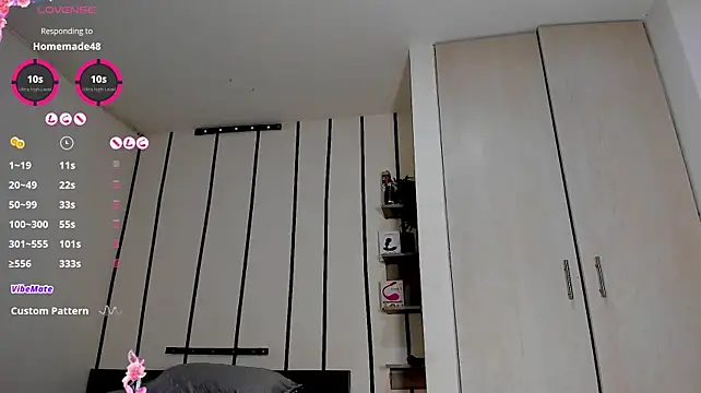 IsabellBigtitsxx webcam