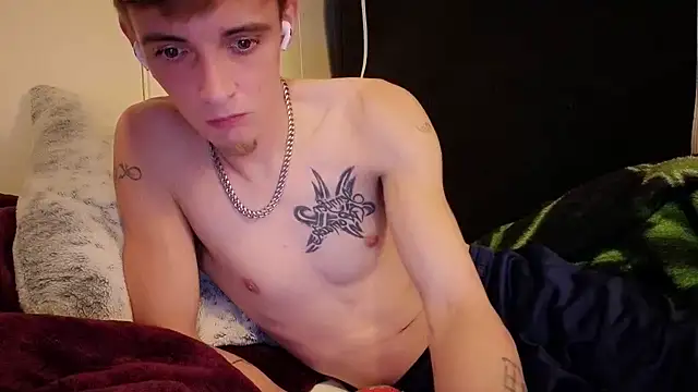 Ilovepussy1911 webcam