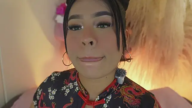 mia_roux1 webcam